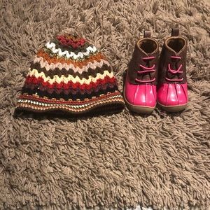 Girls Hat and Boots Set of 2